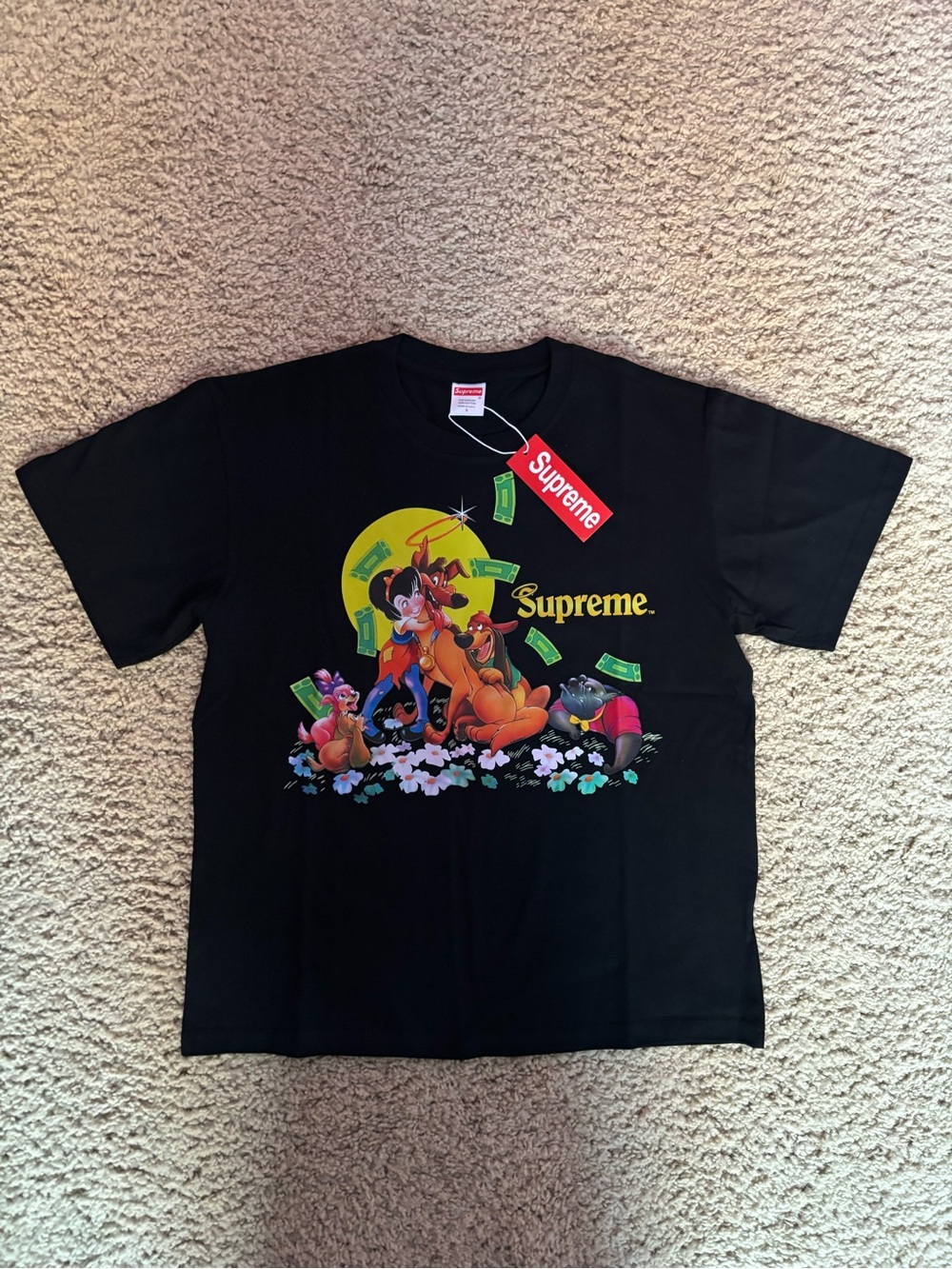 Supreme All Dogs Go To Heaven
Tee 'Navy'